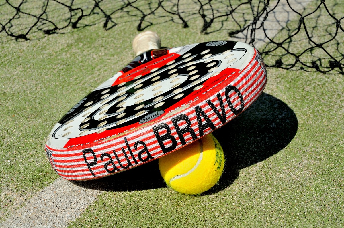 PROTECTOR pala padel ¿Para qué sirve y cómo ponerlo?