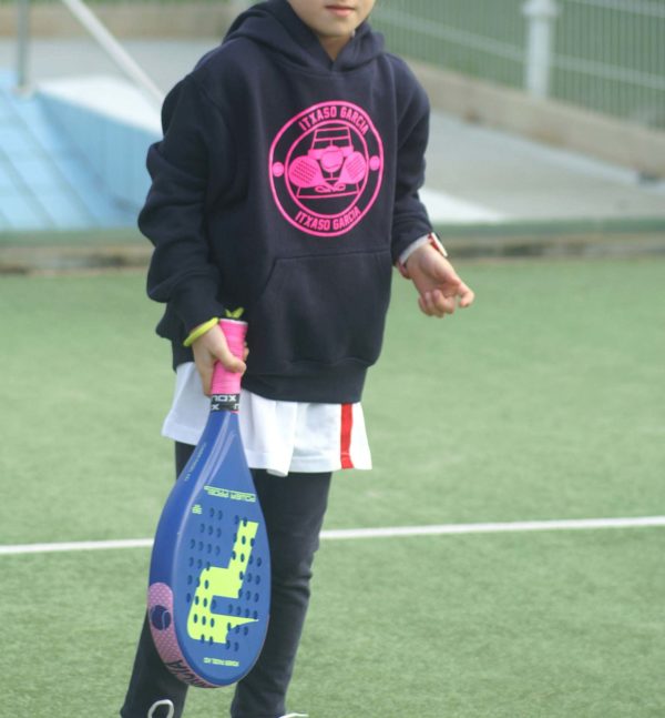 Ropa de padel de niño personalizada